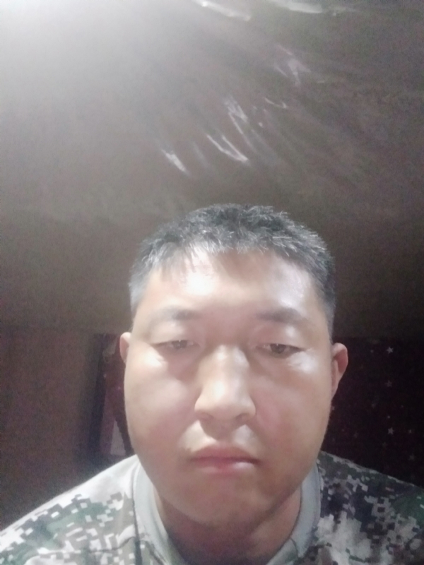 雪山浪子的第一张照片--新疆中老年相亲网