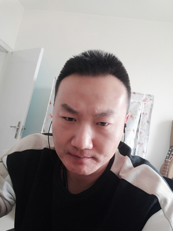 曹先森的第一张照片--新疆中老年相亲网