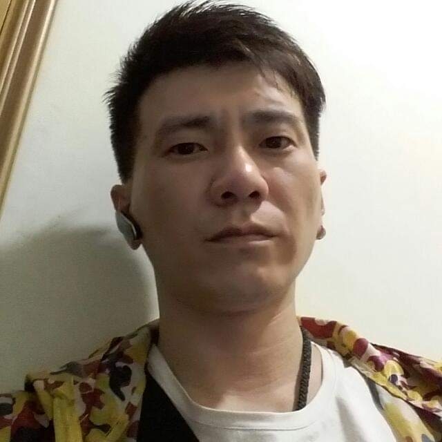 ~忠~仔的第四张照片--新疆中老年相亲网