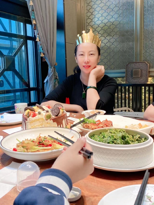 红红的第二张照片--新疆中老年相亲网